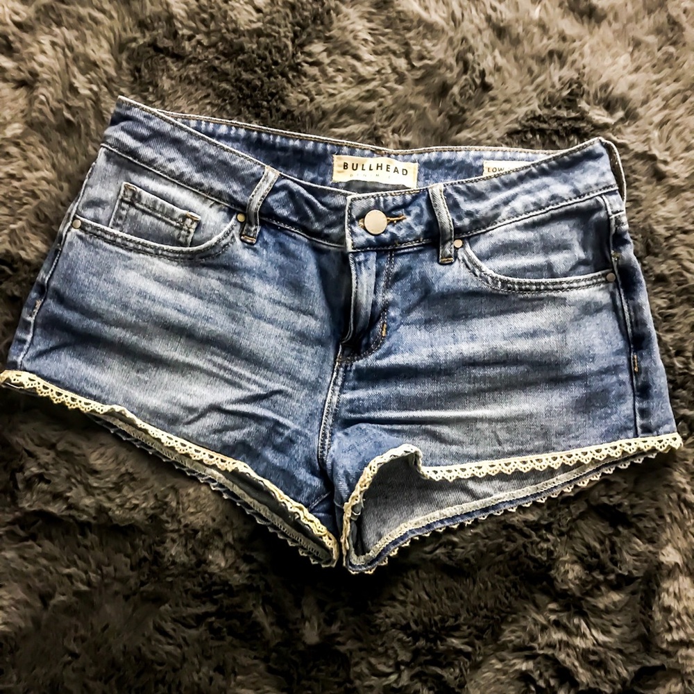 ❌SOLD❌BULLHEAD Low- Rise Jean Shorts
